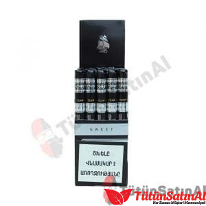 Captain Black Sweet 25’li Sigarillo ürün görseli