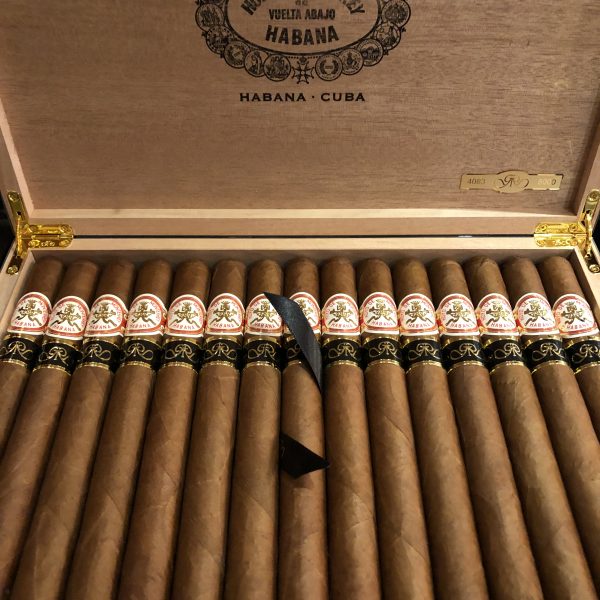Hoyo de Monterrey Double Coronas Gran Reserva Cosecha 2013 Puro – 15’li Kutu ürün görseli
